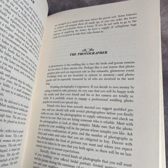 Your Complete Wedding Planner Book For The Perfect Bride & Groom-to-be 1977 HC - Picture 7 of 12